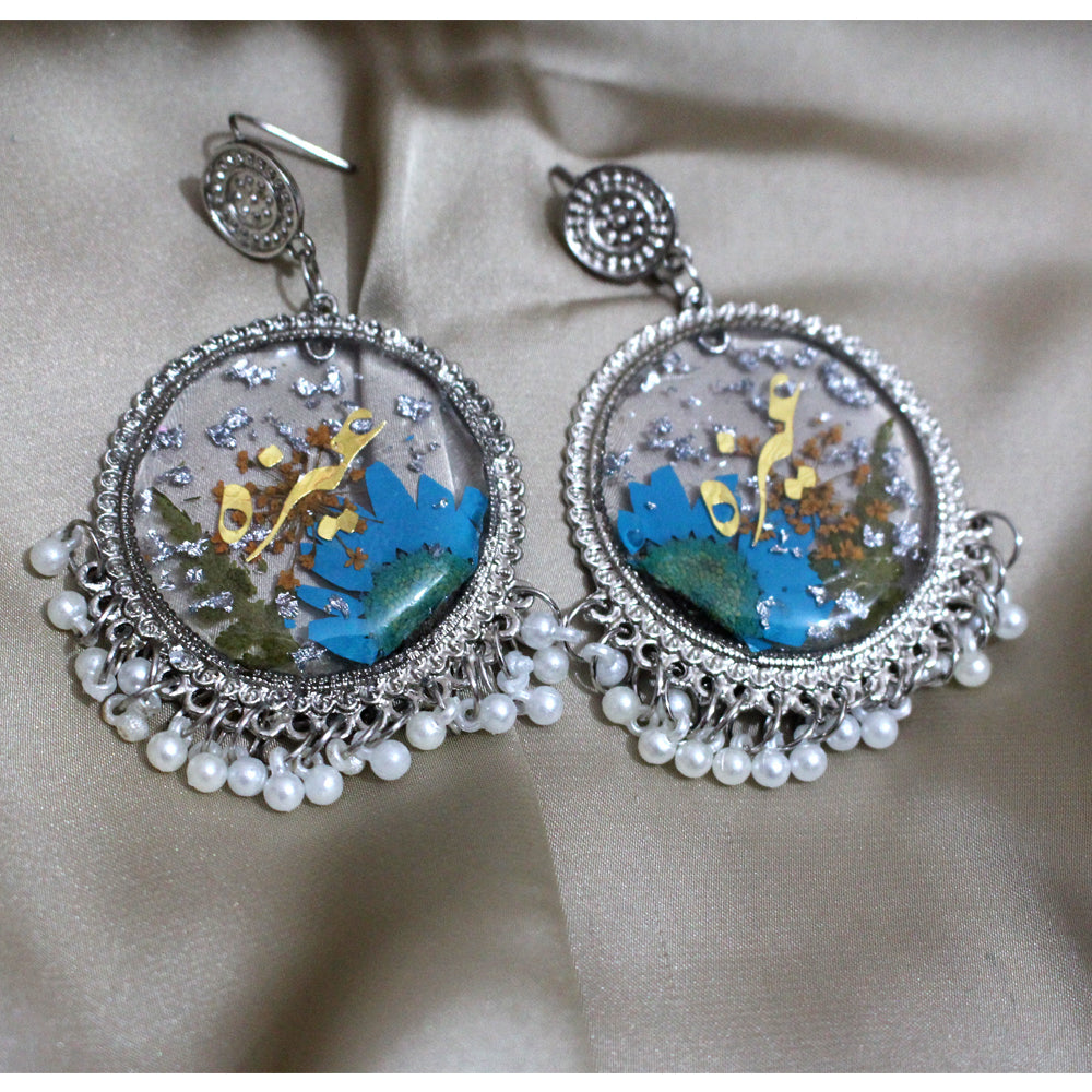 Handcrafted resin earrings with unique patterns, lightweight design, and hypoallergenic materials—perfect for stylish and comfortable wear.